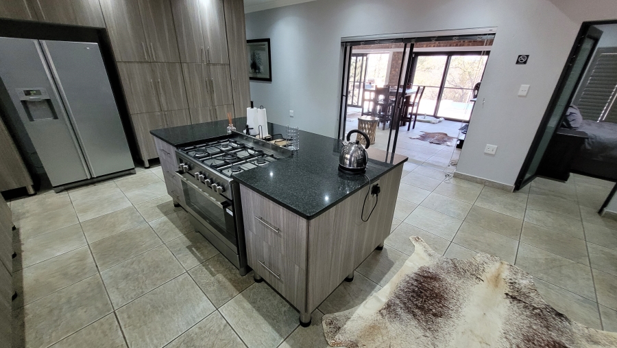 4 Bedroom Property for Sale in Marloth Park Mpumalanga