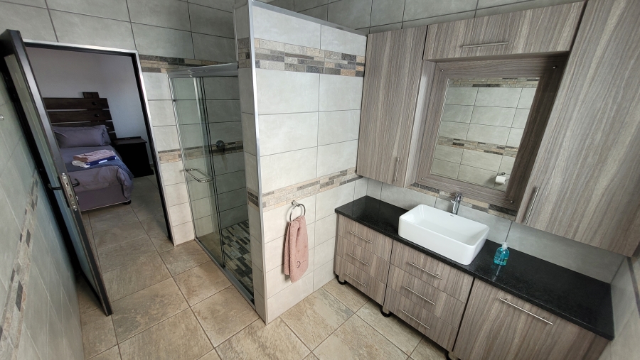 4 Bedroom Property for Sale in Marloth Park Mpumalanga