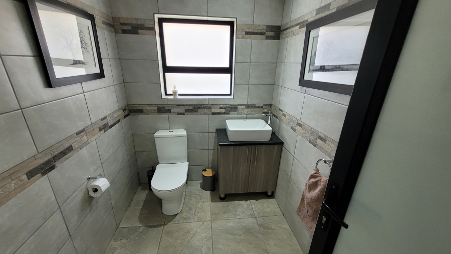 4 Bedroom Property for Sale in Marloth Park Mpumalanga