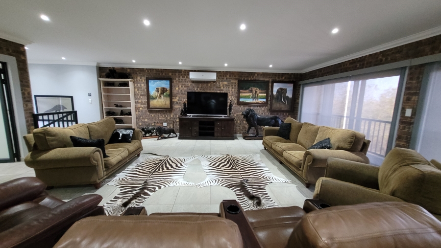 4 Bedroom Property for Sale in Marloth Park Mpumalanga