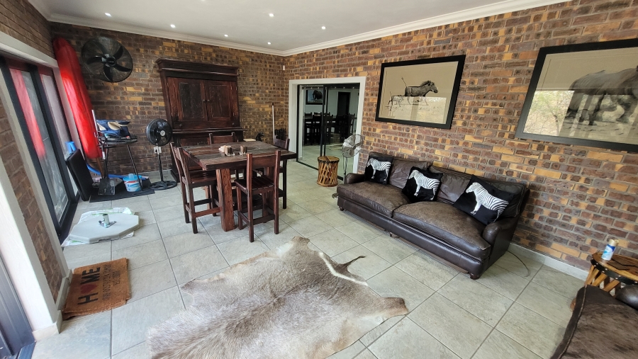 4 Bedroom Property for Sale in Marloth Park Mpumalanga