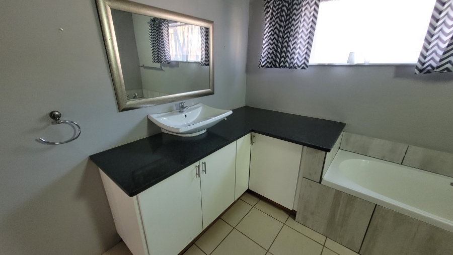 5 Bedroom Property for Sale in Steiltes Mpumalanga