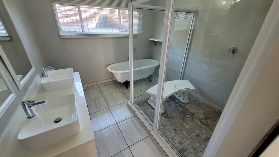 5 Bedroom Property for Sale in Steiltes Mpumalanga