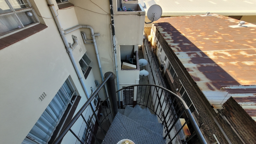 2 Bedroom Property for Sale in Nelspruit Mpumalanga