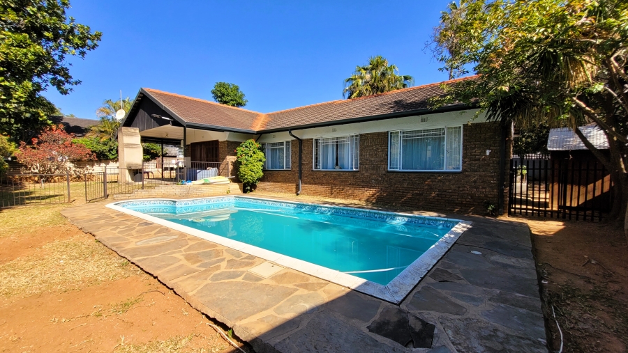 4 Bedroom Property for Sale in West Acres Ext 2 Mpumalanga