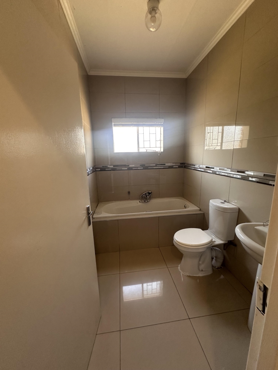 To Let 3 Bedroom Property for Rent in Hazyview Mpumalanga