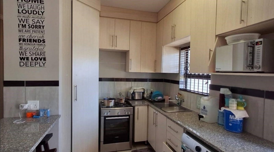 To Let 2 Bedroom Property for Rent in Terra Nova Mpumalanga