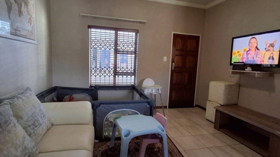 To Let 2 Bedroom Property for Rent in Terra Nova Mpumalanga