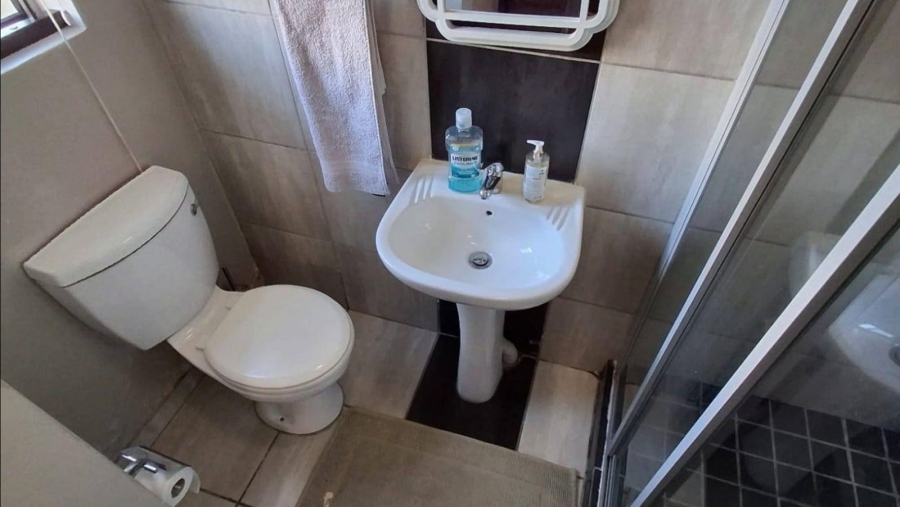 To Let 2 Bedroom Property for Rent in Terra Nova Mpumalanga