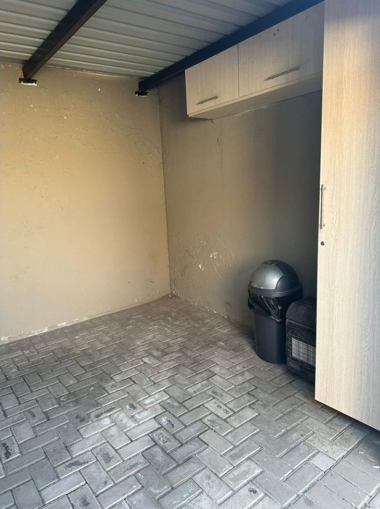 To Let 2 Bedroom Property for Rent in Terra Nova Mpumalanga