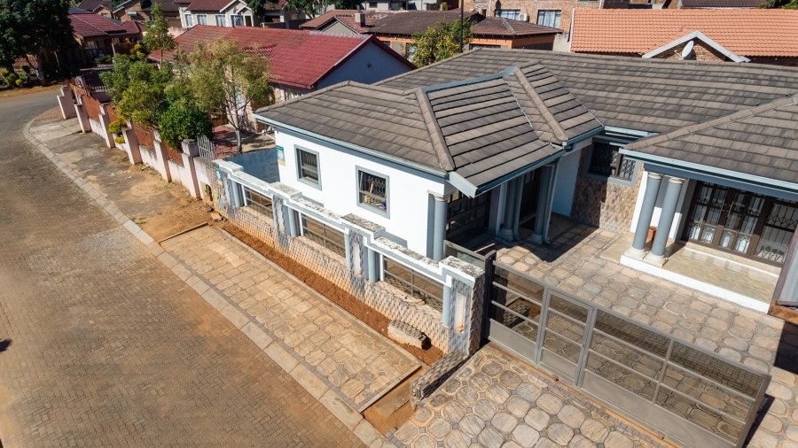 3 Bedroom Property for Sale in Kingsview Ext 3 Mpumalanga