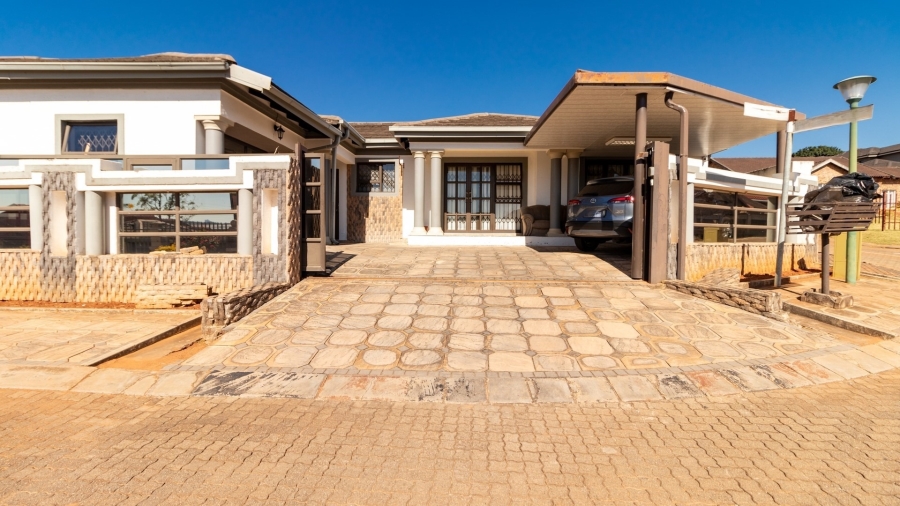 3 Bedroom Property for Sale in Kingsview Ext 3 Mpumalanga