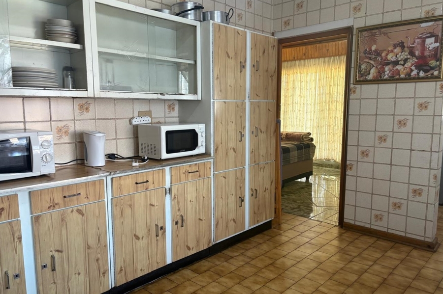 6 Bedroom Property for Sale in Volksrust Mpumalanga