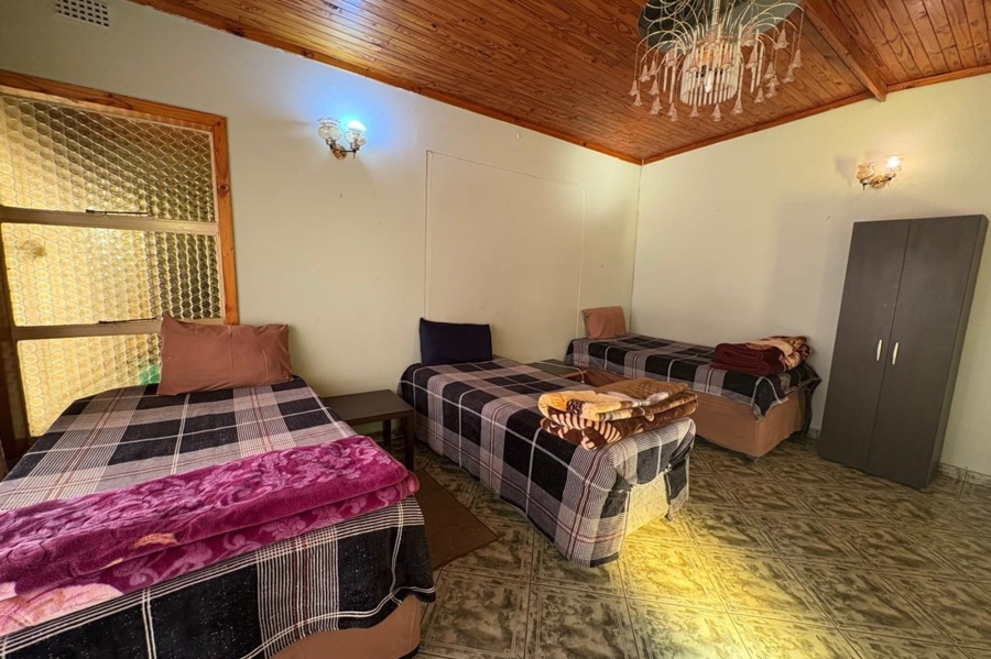 6 Bedroom Property for Sale in Volksrust Mpumalanga
