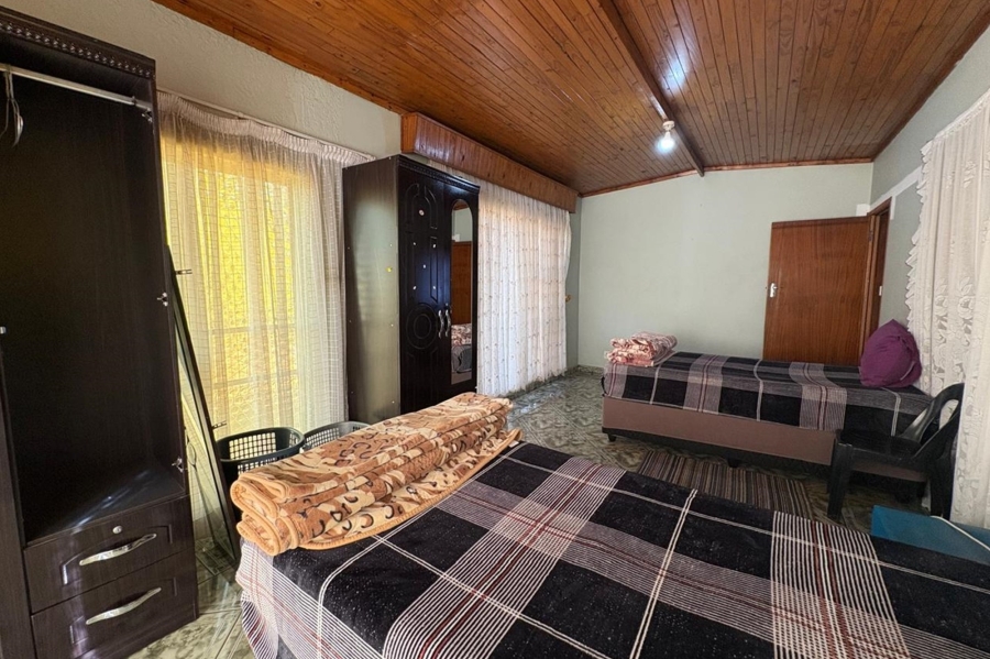 6 Bedroom Property for Sale in Volksrust Mpumalanga