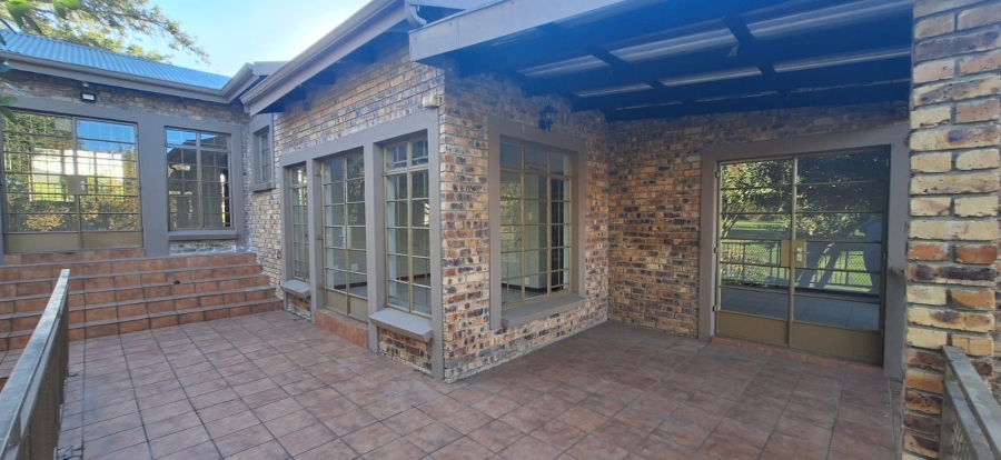 To Let 2 Bedroom Property for Rent in Nelspruit Ext 13 Mpumalanga