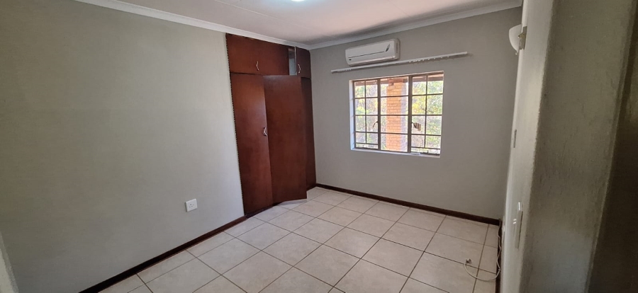 To Let 2 Bedroom Property for Rent in Nelspruit Ext 13 Mpumalanga