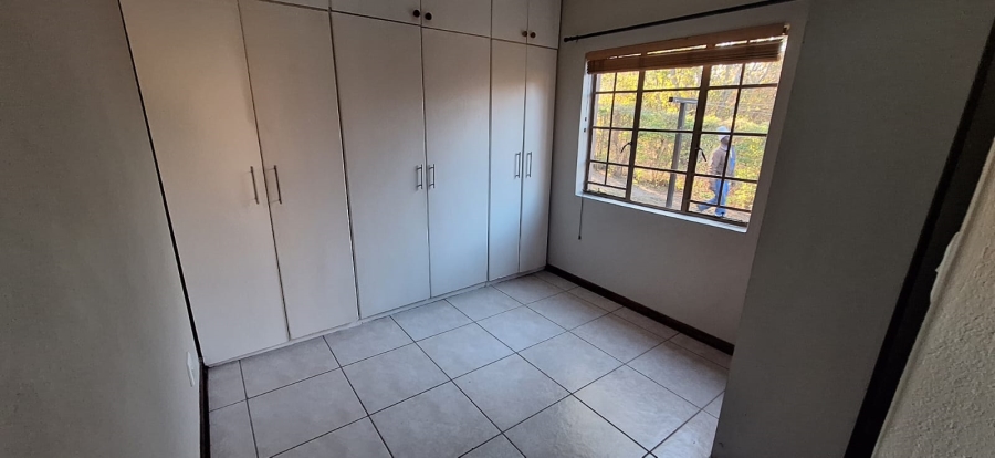 To Let 2 Bedroom Property for Rent in Nelspruit Ext 13 Mpumalanga