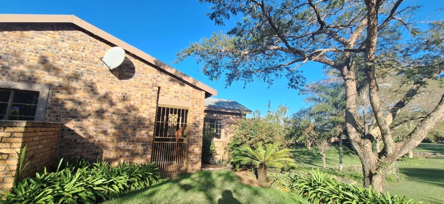 To Let 2 Bedroom Property for Rent in Nelspruit Ext 13 Mpumalanga