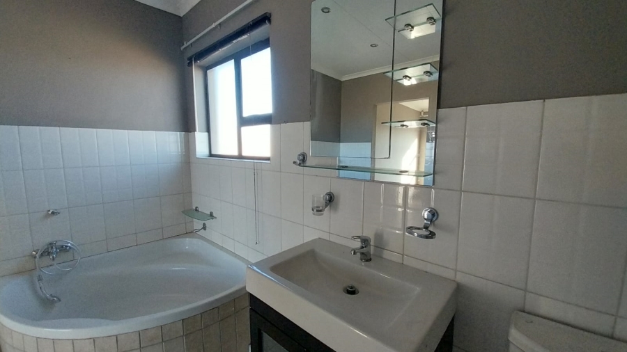 To Let 3 Bedroom Property for Rent in Secunda Mpumalanga