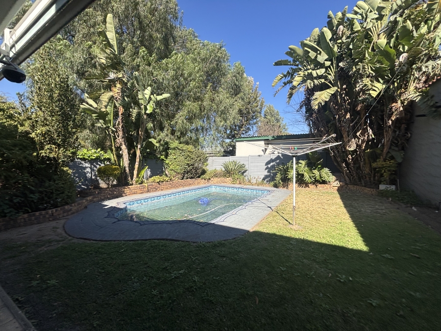 5 Bedroom Property for Sale in Witbank Ext 25 Mpumalanga