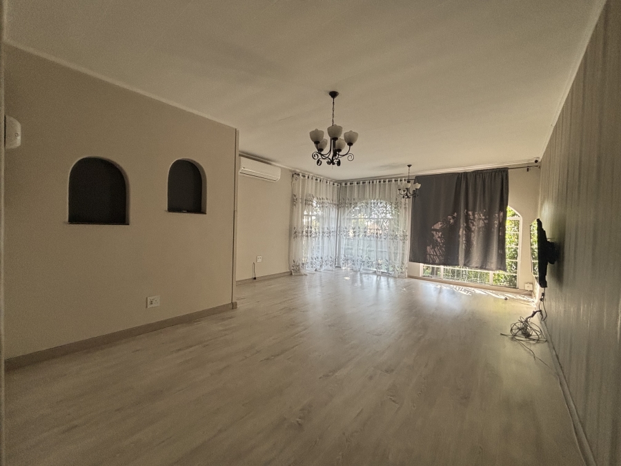 5 Bedroom Property for Sale in Witbank Ext 25 Mpumalanga