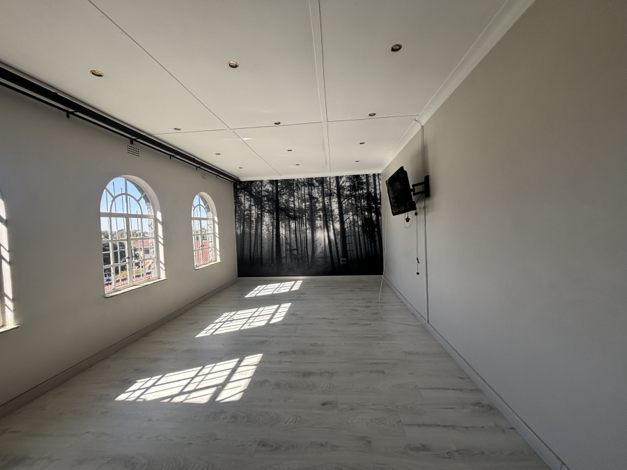 5 Bedroom Property for Sale in Witbank Ext 25 Mpumalanga