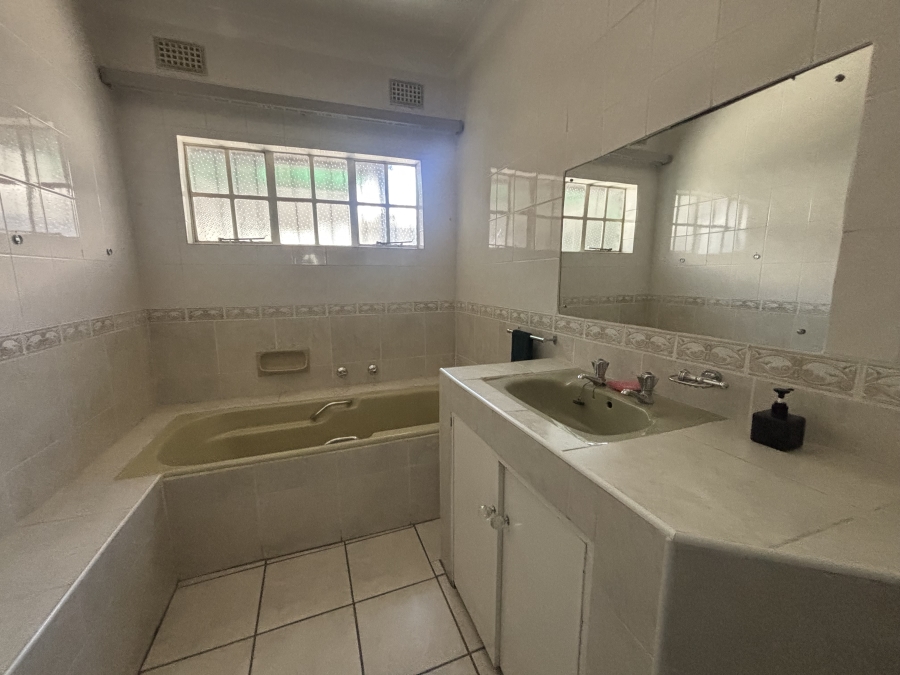 5 Bedroom Property for Sale in Witbank Ext 25 Mpumalanga