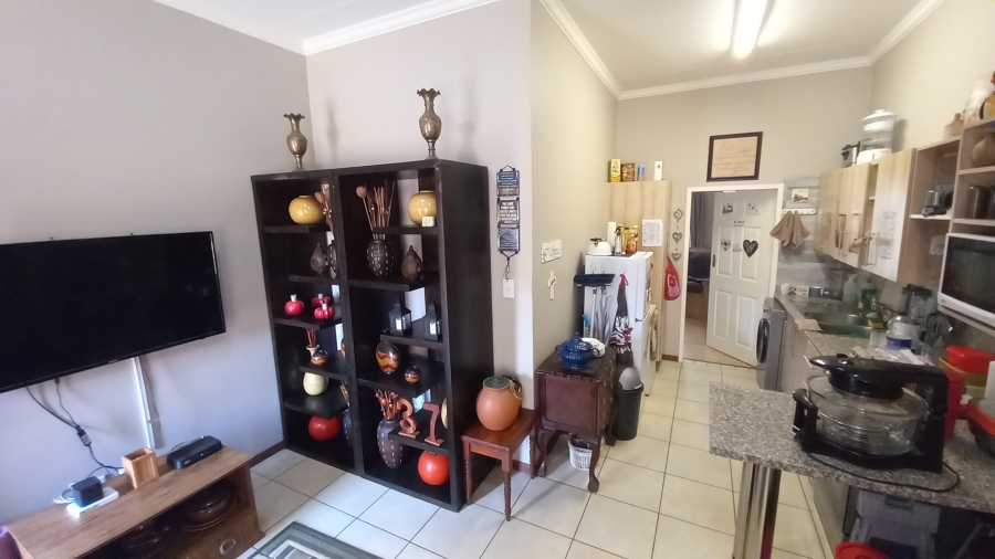 To Let 1 Bedroom Property for Rent in Terra Nova Mpumalanga