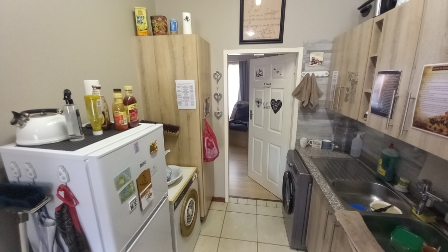 To Let 1 Bedroom Property for Rent in Terra Nova Mpumalanga