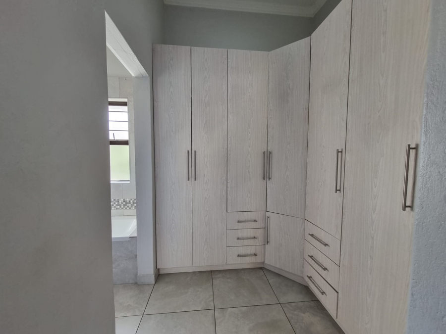 5 Bedroom Property for Sale in Steiltes Mpumalanga