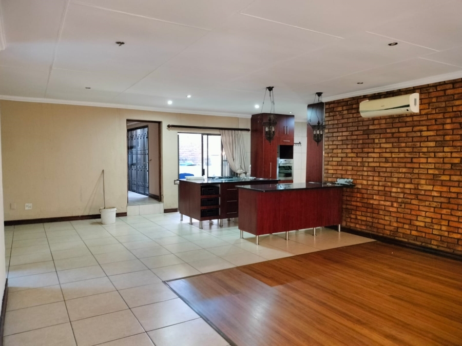 To Let 3 Bedroom Property for Rent in West Acres Mpumalanga