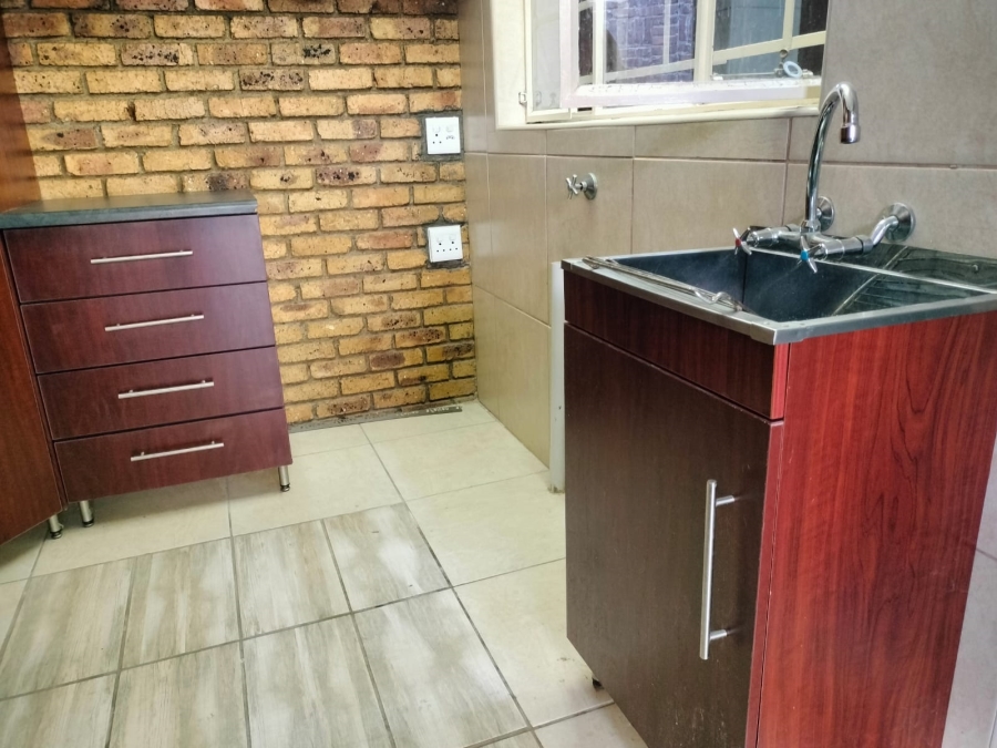 To Let 3 Bedroom Property for Rent in West Acres Mpumalanga