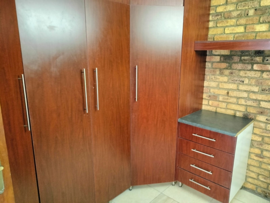 To Let 3 Bedroom Property for Rent in West Acres Mpumalanga