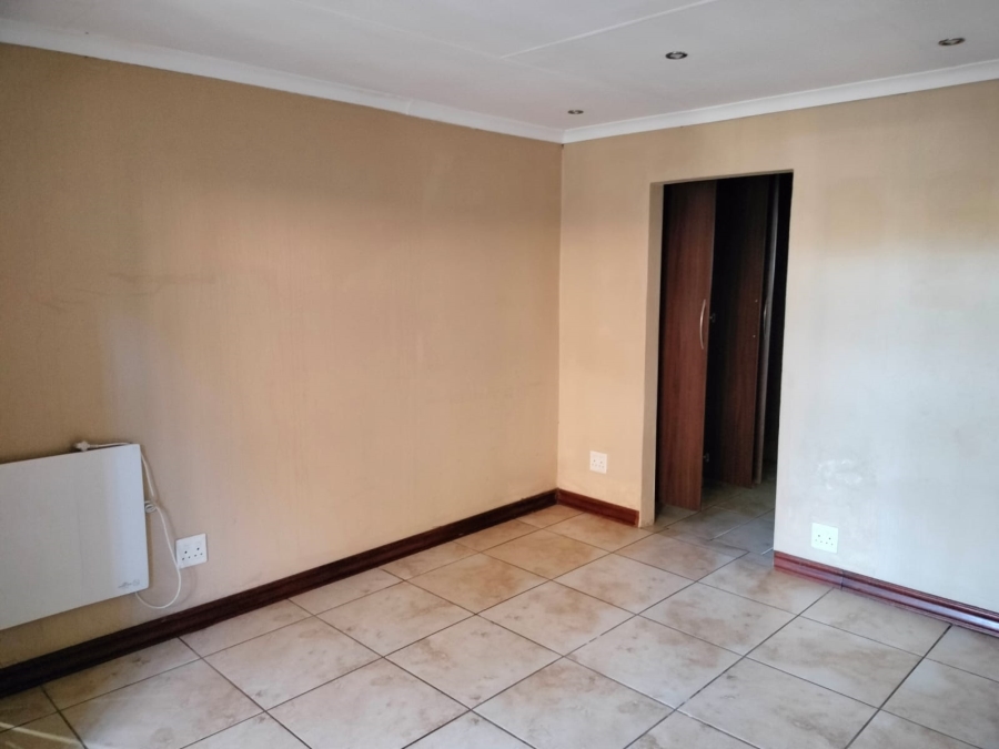 To Let 3 Bedroom Property for Rent in West Acres Mpumalanga