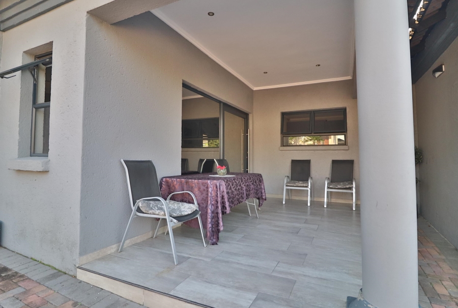 5 Bedroom Property for Sale in Nelspruit Ext 1 Mpumalanga