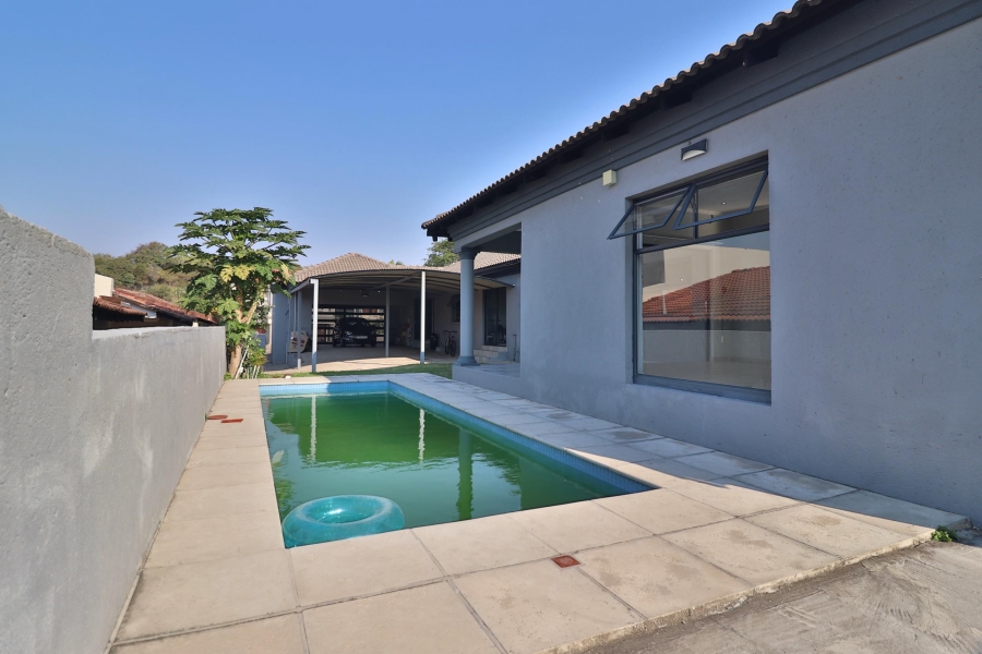 5 Bedroom Property for Sale in Nelspruit Ext 1 Mpumalanga