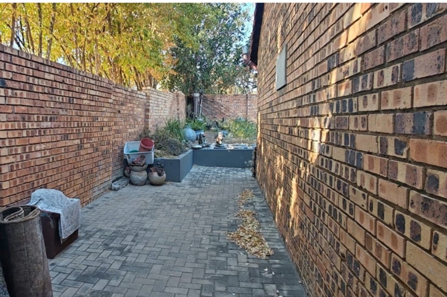 3 Bedroom Property for Sale in West Acres Ext 14 Mpumalanga