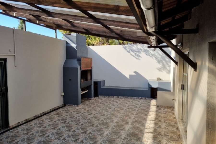 3 Bedroom Property for Sale in West Acres Ext 14 Mpumalanga