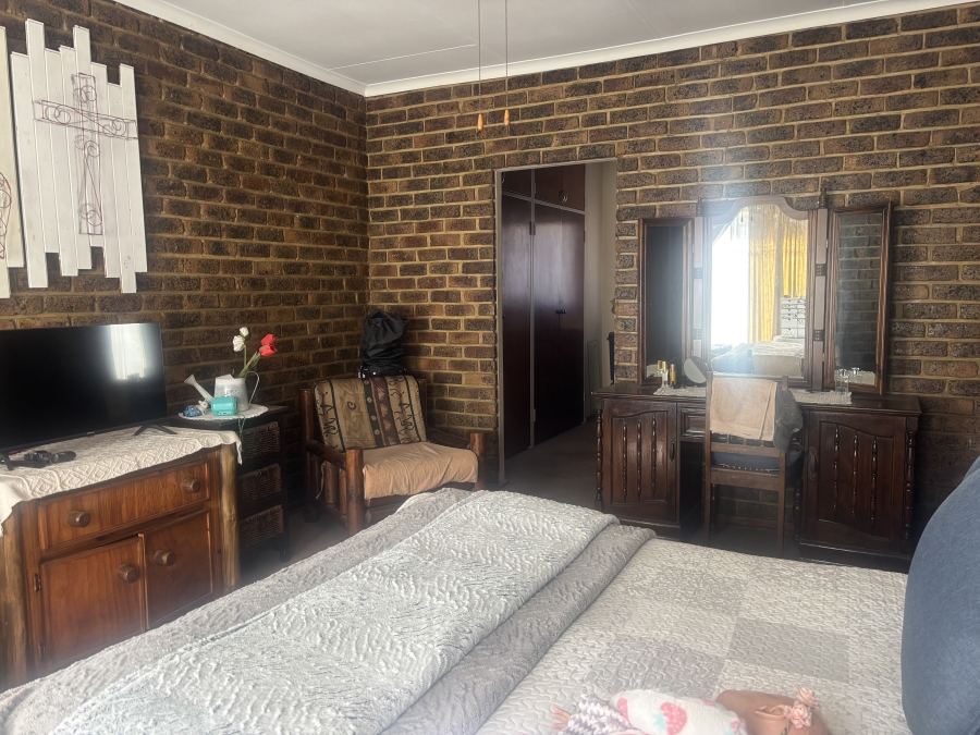 4 Bedroom Property for Sale in Del Judor Ext 2 Mpumalanga