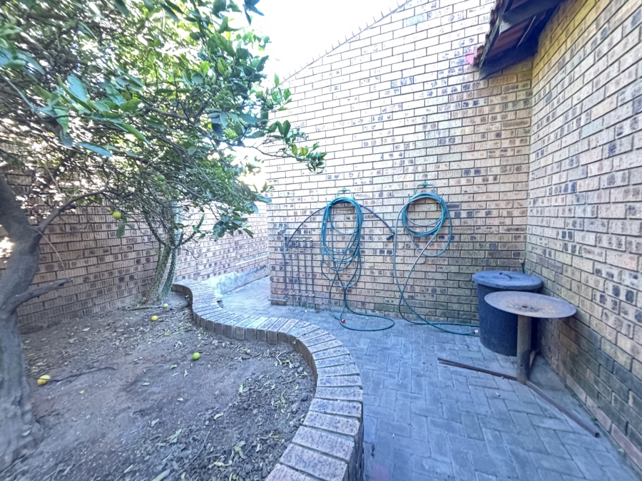 3 Bedroom Property for Sale in Die Heuwel Mpumalanga