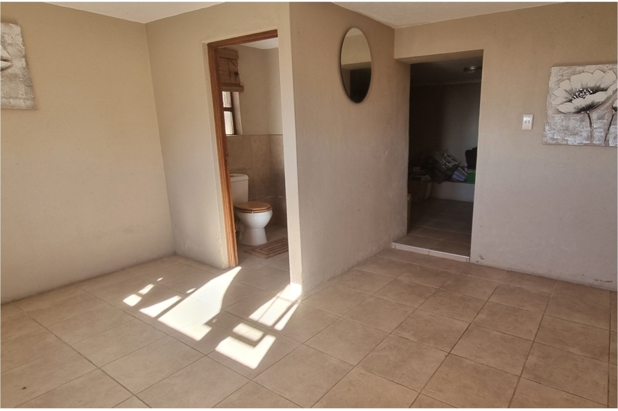 3 Bedroom Property for Sale in Nelspruit Ext 11 Mpumalanga