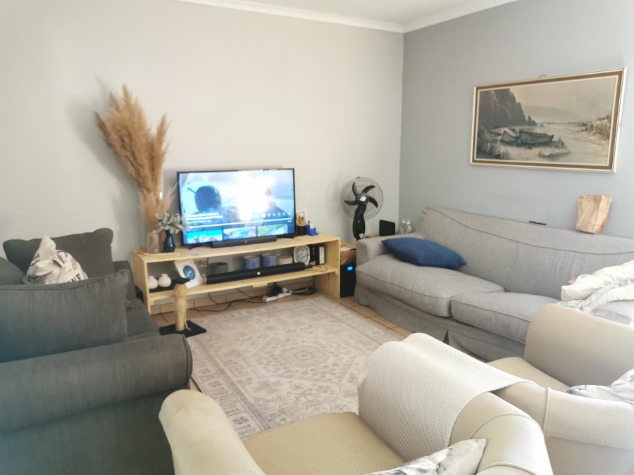 To Let 3 Bedroom Property for Rent in Sonheuwel Ext 1 Mpumalanga