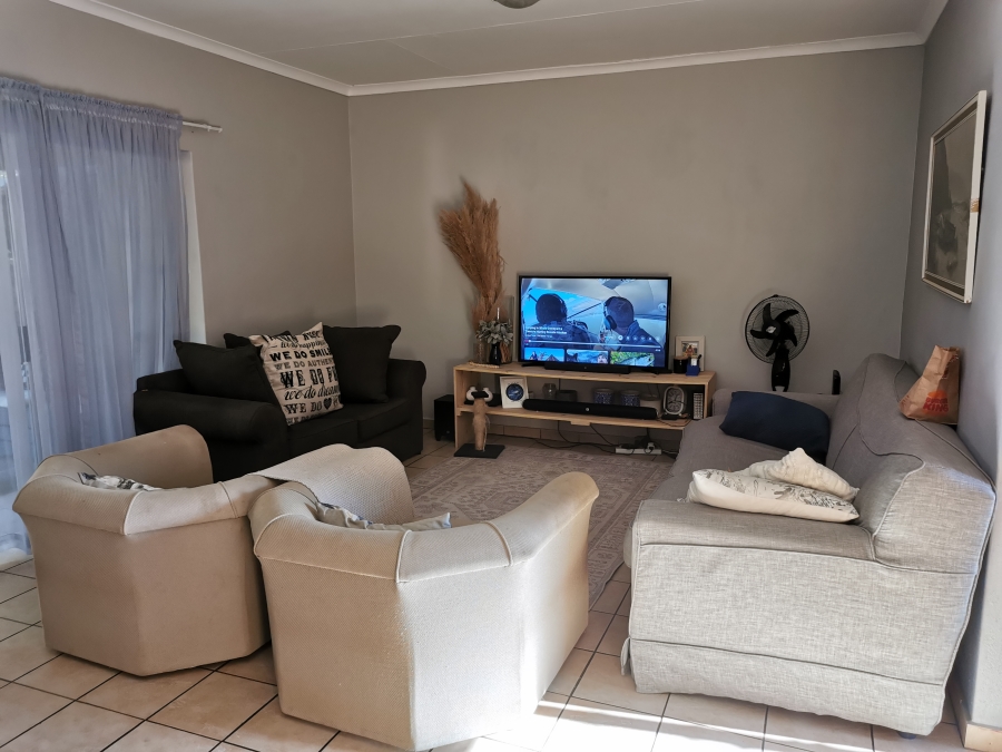To Let 3 Bedroom Property for Rent in Sonheuwel Ext 1 Mpumalanga