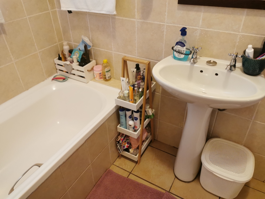 To Let 3 Bedroom Property for Rent in Sonheuwel Ext 1 Mpumalanga