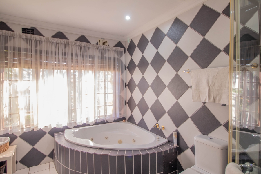 4 Bedroom Property for Sale in Nelspruit Ext 2 Mpumalanga