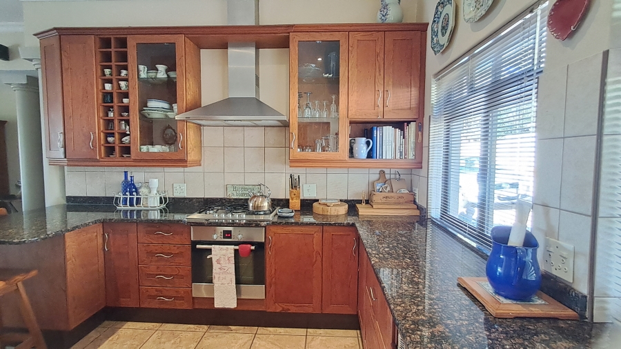 3 Bedroom Property for Sale in Matumi Golf Estate Mpumalanga