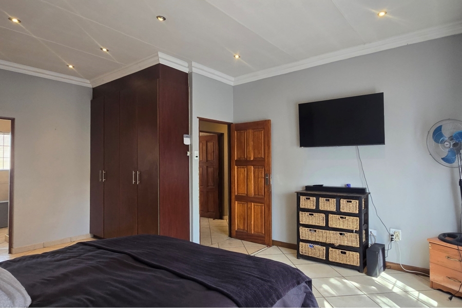 3 Bedroom Property for Sale in Aerorand Mpumalanga