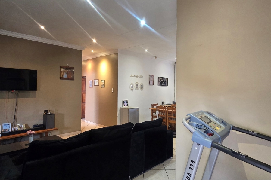 3 Bedroom Property for Sale in Aerorand Mpumalanga