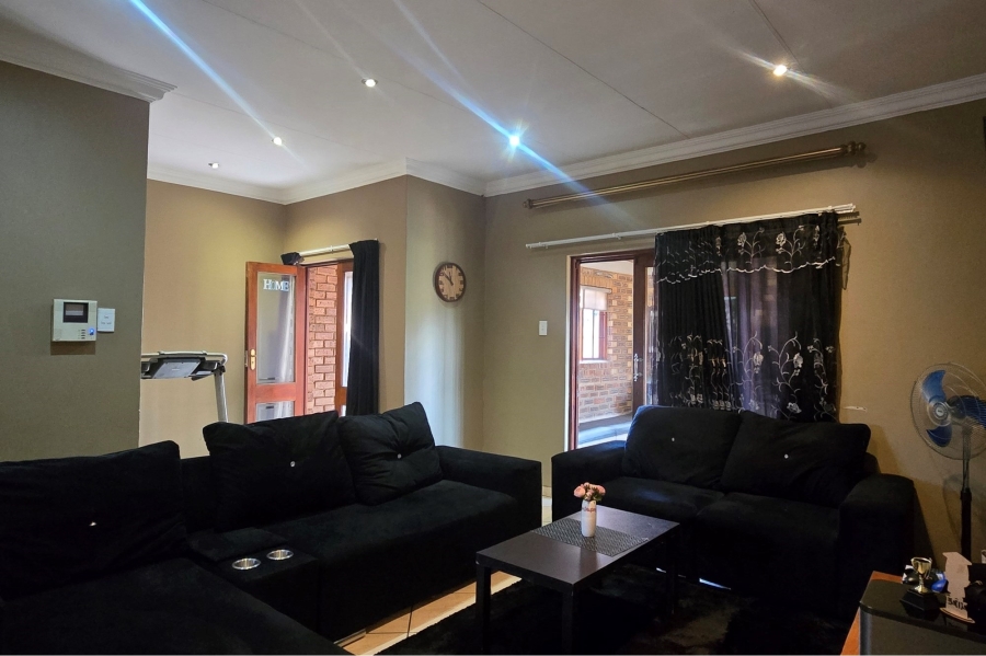 3 Bedroom Property for Sale in Aerorand Mpumalanga